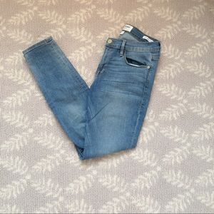 Frame skinny jeans.